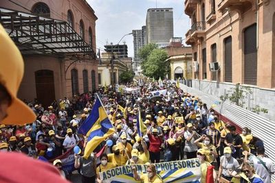 MEC emplazó a docentes adheridos al paro a informar cómo se garantizarán las clases - Nacionales - ABC Color