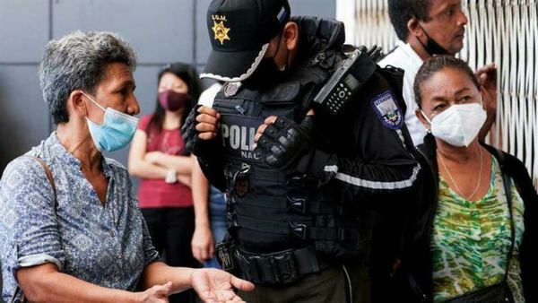 Ecuador: Policía retoma el control de una cárcel tras una masacre que dejó 118 muertos