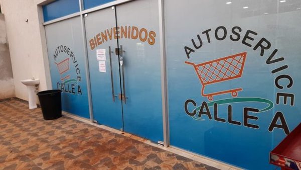 MALVIVIENTES «SE SURTIERON» EN UN AUTOSERVICIO DURANTE ESTA MADRUGADA