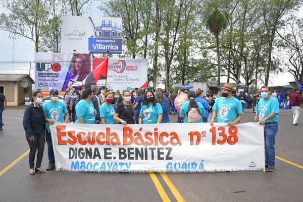 Docentes cierran ruta en el cruce Villarrica-Paraguarí - Nacionales - ABC Color