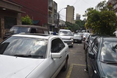 Cuello de botella en zona del Mercado 1, ante ausencia de PMT - Nacionales - ABC Color