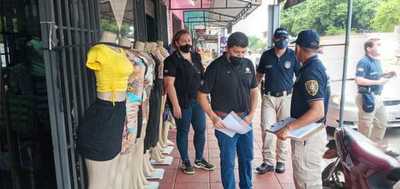 Allanan local comercial e incautan productos presumiblemente falsificados en Fernando de la Mora | Ñanduti