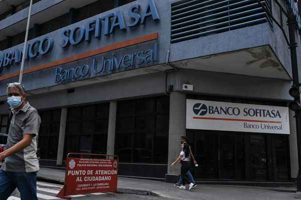 Asolada por la hiperinflación, Venezuela recicla una fórmula económica fallida - Mundo - ABC Color