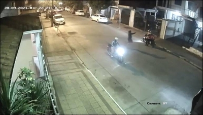 Diario HOY | Imputan a tres jóvenes por el robo de la motocicleta de un delivery