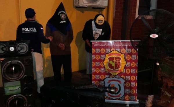 Capturan a dos sospechosos de tomar por asalto una granja