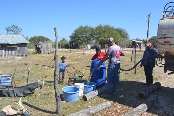 Pobladores de Alto Paraguay piden soluciones definitivas a la falta de agua - Nacionales - ABC Color
