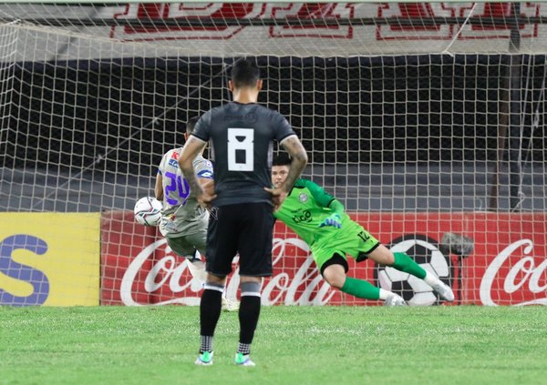 Olimpia se hunde cada vez más: El 12 de Octubre también festejó en Para Uno