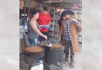 Crónica / KARAI OCTUBRE SOLIDARIO. Regaló 400 platos de jopara