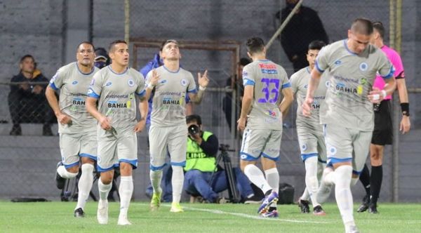 12 hunde todavía más a Olimpia con un penal a los 96’