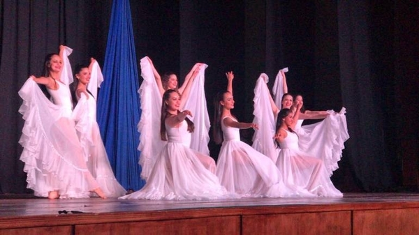 Diario HOY | Concurso nacional de danza "Lazos", en el Centro Paraguayo Japonés