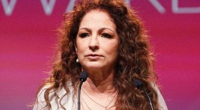 Gloria Estefan revela que fue sexualmente abusada cuando tenía 9 años