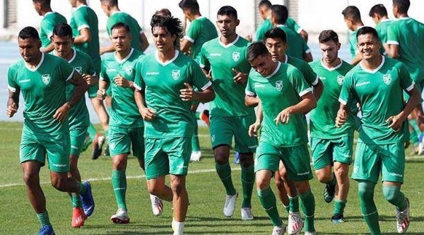 Diario HOY | Bolivia confirma dos jugadores con covid-19 y descarta otros contagios
