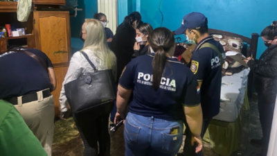 Un hombre con orden de captura por inducir a su hijo de 13 años a abusar de su nieta