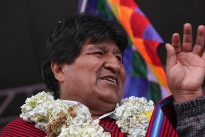 Investigan en Bolivia un incidente con un helicóptero en que viajaba Morales - MarketData