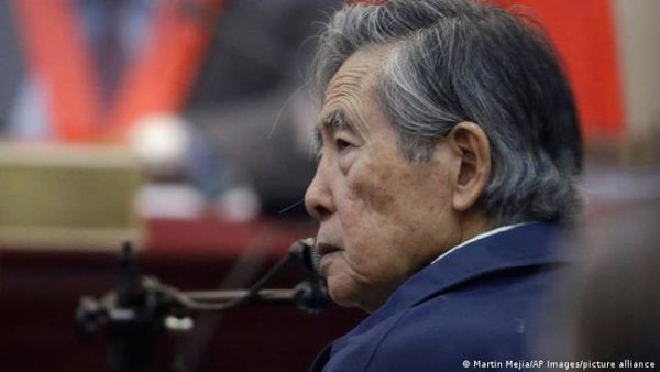 Perú: hospitalizan a Alberto Fujimori por problemas respiratorios