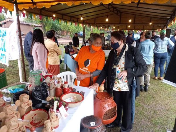 Inauguran la primera edición de la Expo del “Kambuchi Rape” en Tobatí - Nacionales - ABC Color