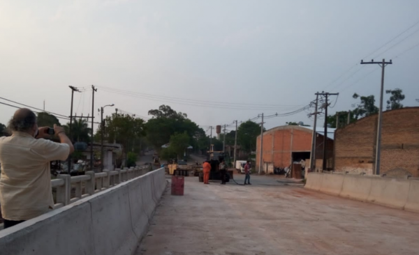 Diario HOY | Pavimentarán el segundo puente de San Antonio