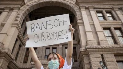 Batalla por el derecho al aborto llega a las calles de EEUU