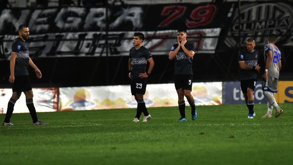Mal en fútbol y las finanzas
