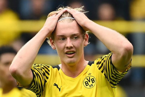 Dortmund mete presión a Bayern en Alemania - Fútbol - ABC Color