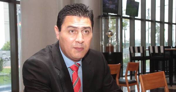 La Nación / Colorado pide diferenciar su gestión y la del liberal