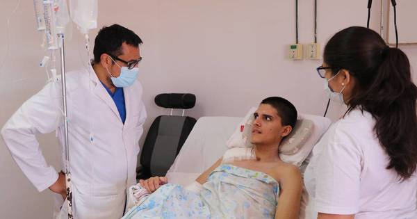 La Nación / Primer informe médico señala exitosa intervención de reconstrucción craneal de José Zaván