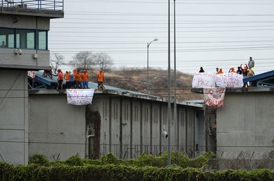 Un nuevo enfrentamiento en la cárcel de Guayaquil dejó cuatro heridos | Ñanduti