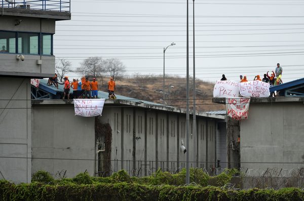 Un nuevo enfrentamiento en la cárcel de Guayaquil dejó cuatro heridos | Ñanduti