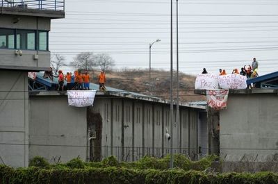 Un nuevo enfrentamiento en la cárcel de Guayaquil dejó cuatro heridos