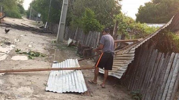 Temporal deja destrozos en Puerto Casado | Noticias Paraguay