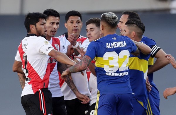 Con Robert Rojas como pilar, River se impone a Boca Juniors