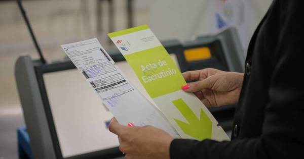 La Nación / Encendido simultáneo de todas las máquinas de votación será este sábado