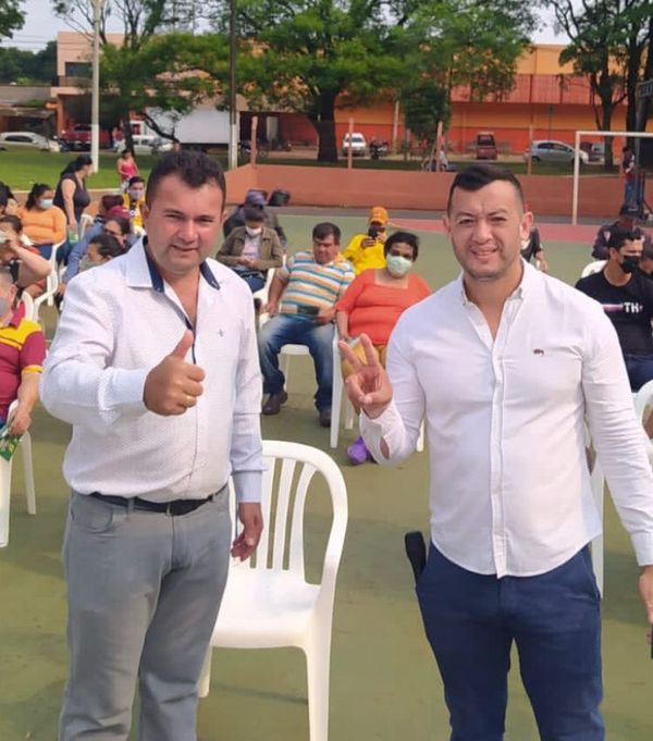 Fenómeno social y Político, Sandro Sánchez y Marcial Lezcano aglutinan mas de 1.000 personas