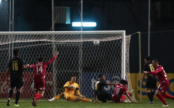 Crónica / ¡Nacional resucitó en el último suspiro!