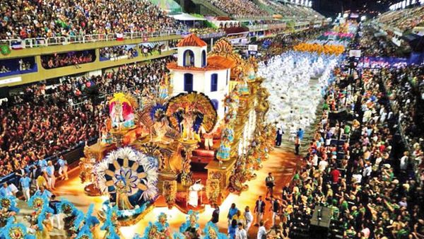 Alcalde de Río prevé la celebración del Carnaval en 2022