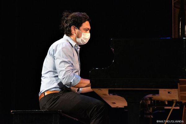Pianista paraguayo Óscar Aldama gana concurso en Brasil - Música - ABC Color