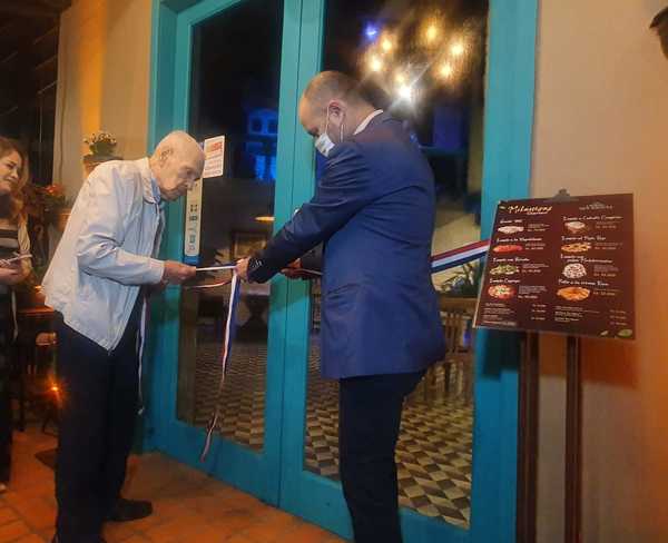 Emblemático bar asunceno se suma a la gastronomía esteña - La Clave
