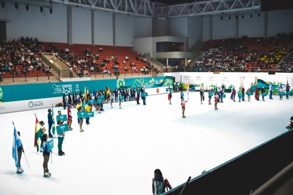 Vibrante show artístico en apertura del Mundial de Patinaje Artístico | Lambaré Informativo