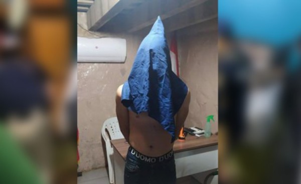 Agredió a su papá y a un agente policial que intentaba aprehenderlo