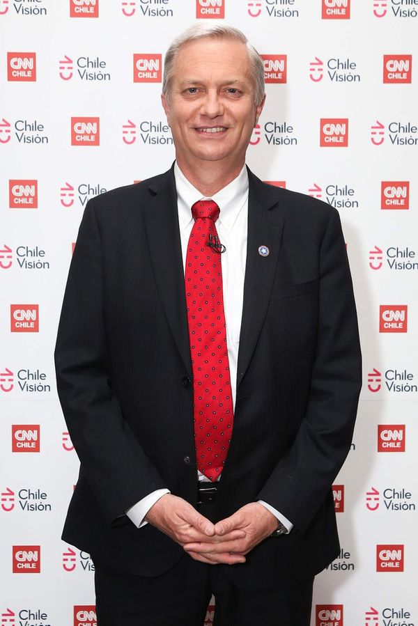 Candidato de ultraderecha chileno pasa a ser segundo favorito, según sondeos - Mundo - ABC Color
