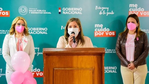 Octubre Rosa: Salud insta a mujeres retomar los controles preventivos