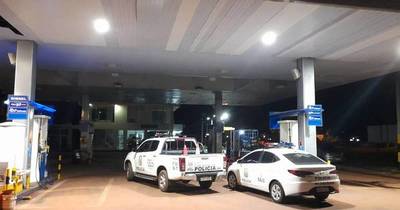 La Nación / Roban G. 95 millones de una estación de servicios tras disparar a un policía