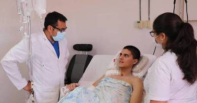 La Nación / Realizaron exitosa cirugía de reconstrucción craneal a joven