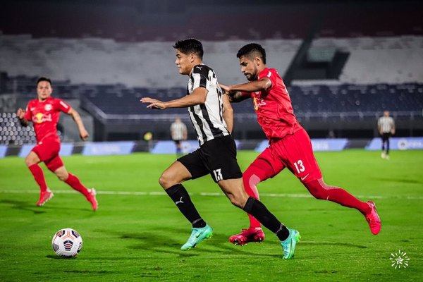 Lorenzo Melgarejo, en el equipo ideal de las 'semis' de Copa Sudamericana