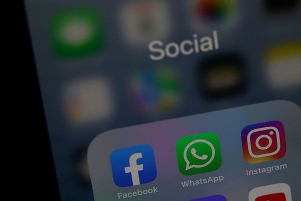Acciones de Facebook se desploman - Mundo - ABC Color