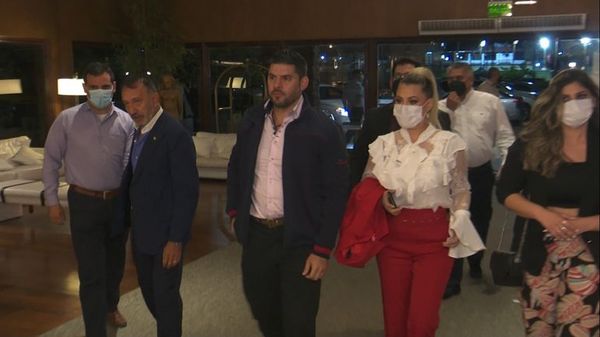 Adhesiones a G. 5 millones, en cena de recaudación “pro Nenecho” - Nacionales - ABC Color