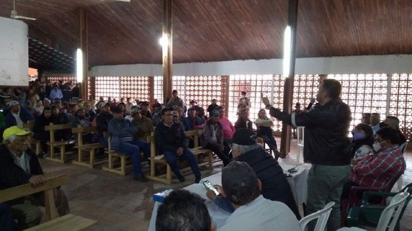Senadores buscan solucionar problemas de tierras en Casado