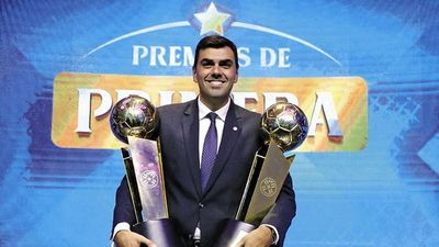 FIFA ratifica sentencia a Trovato y el ex presidente del Decano va al TAS