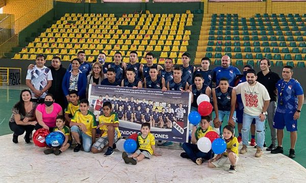Paraguay se instala en Franco para Mundial C15