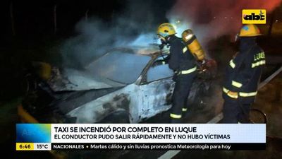 Taxi se incendió por completo en Luque - ABC Noticias - ABC Color